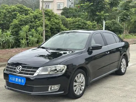 Volkswagen Lavida 2013