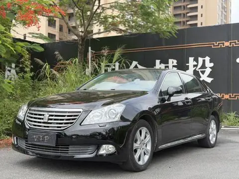 Toyota Crown 2010