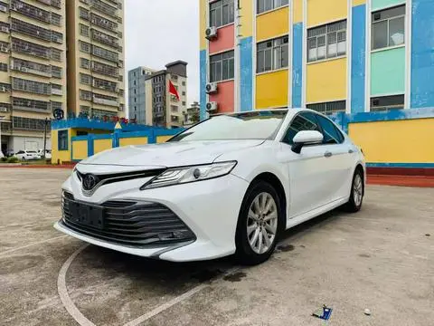 Toyota Camry 2019