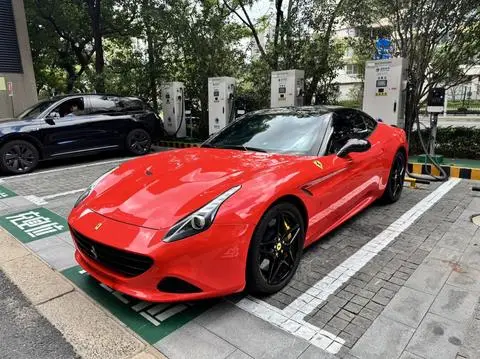 Ferrari California T 2015