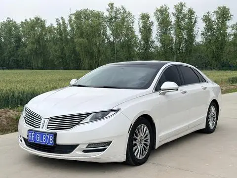 Lincoln MKZ 2014