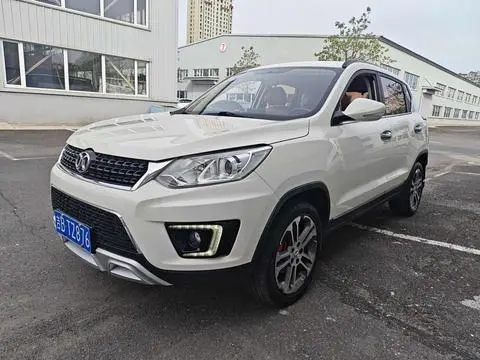 BAIC X35 2016