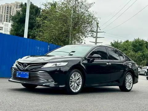 Toyota Camry 2019