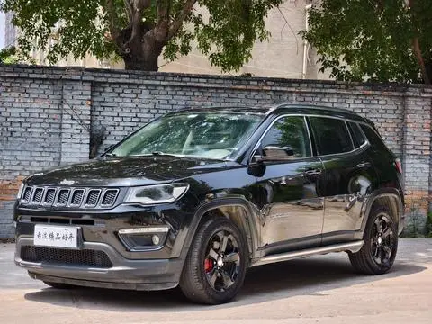 Jeep 指南者 2017