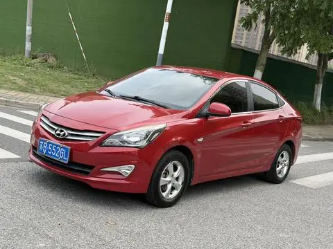 Hyundai 瑞纳 2014