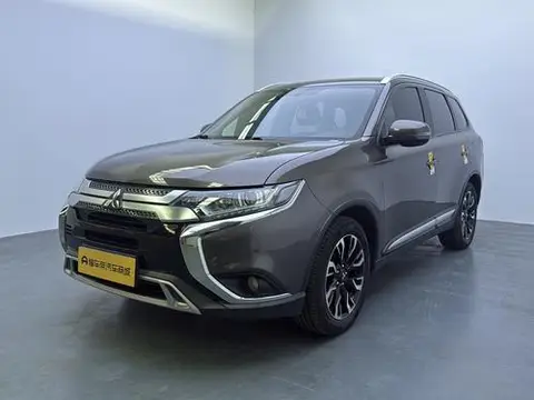 Mitsubishi 欧蓝德 2019