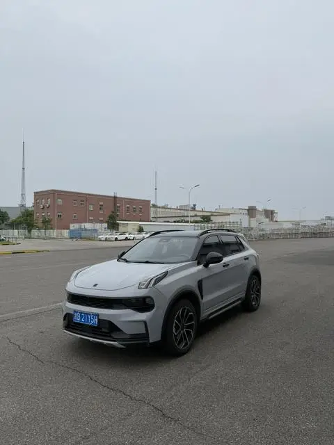 Lynk & Co 01 2023