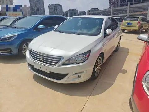 Peugeot 408 2015