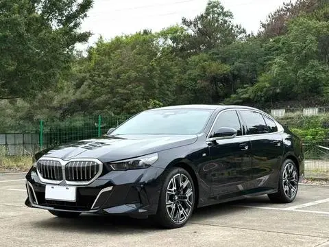 BMW 5 Series 2025