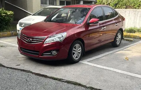 Hyundai 悦动 2011