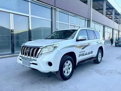Toyota Prado 2017 — фото 1