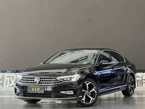 Volkswagen Magotan 2023
