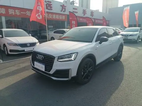 Audi Q2L 2020