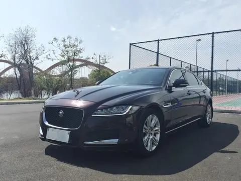 Jaguar XFL 2018