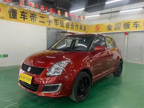 Suzuki 雨燕 2014