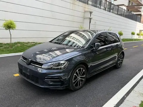 Volkswagen Golf 2020
