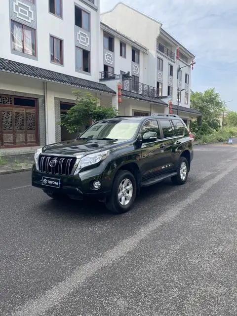Toyota Prado 2016