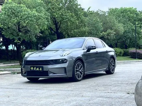 Lynk & Co 03 2022