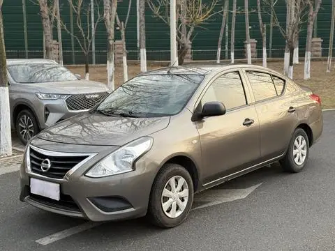 Nissan 阳光 2015