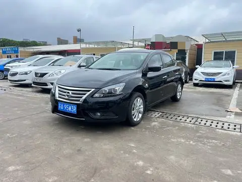 Nissan 轩逸 2012