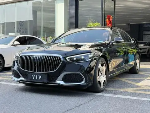 Mercedes-Benz 迈巴赫S-Class 2024
