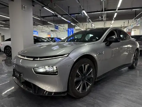 XPeng 小鹏P7 2020