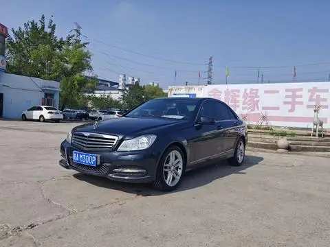 Mercedes-Benz C-Class 2011