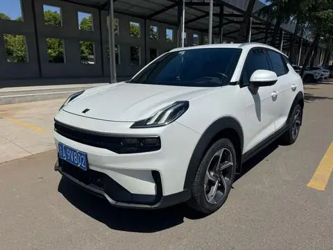 Lynk & Co 06 2023