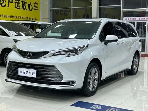 Toyota 赛那 2024