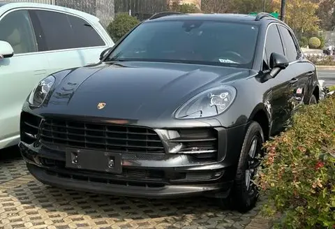 Porsche Macan 2020 — фото 1