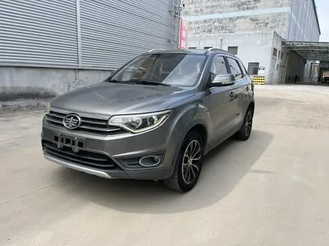 FAW 森雅R7 2016