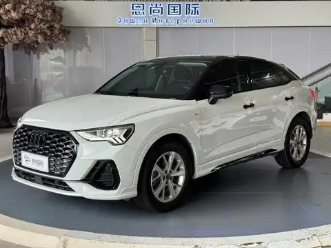 Audi Q3 Sportback 2022 — фото 1