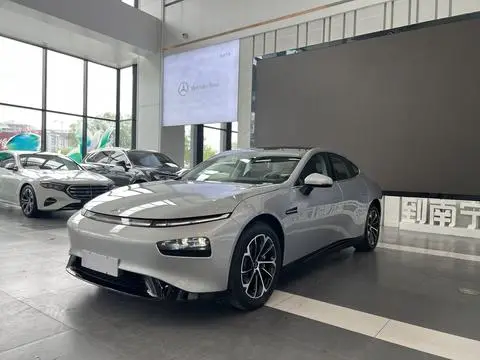 XPeng 小鹏P7 2021
