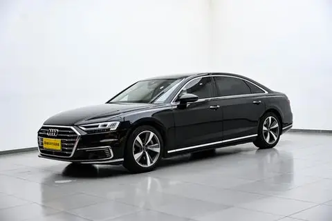 Audi A8 PHEV 2022 — фото 1