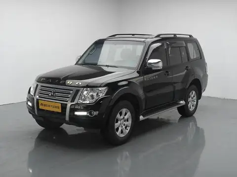 Mitsubishi 帕杰罗 2019