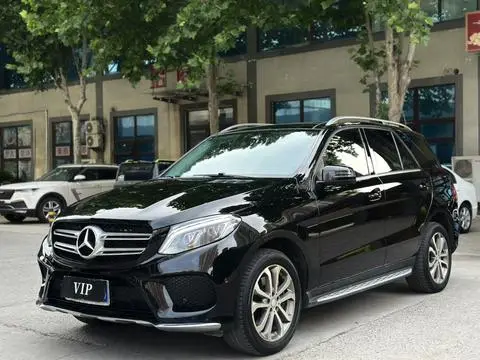 Mercedes-Benz GLE 2016