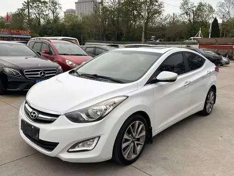 Hyundai Elantra Langdong 2015