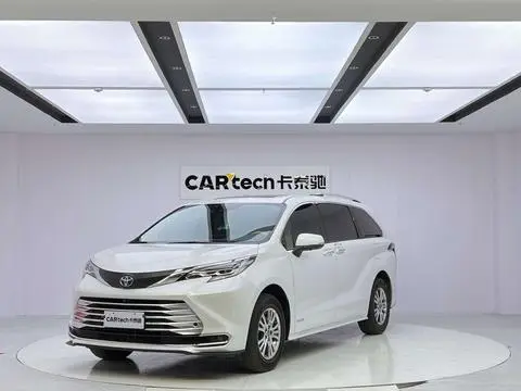 Toyota 赛那 2023