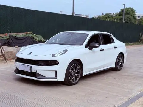 Lynk & Co 03 2022