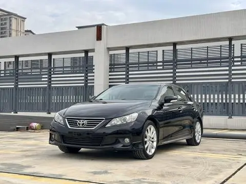 Toyota Reiz 2010