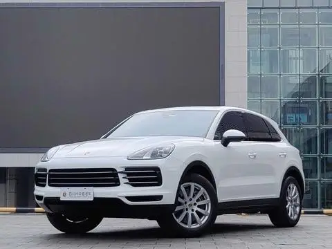 Porsche Cayenne 2021 — фото 1