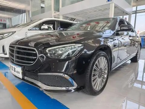 Mercedes-Benz E-Class 2022