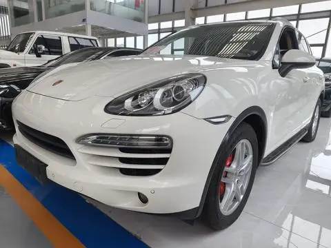 Porsche Cayenne 2011