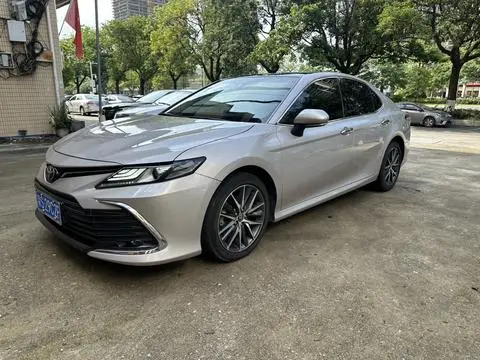 Toyota Camry 2021