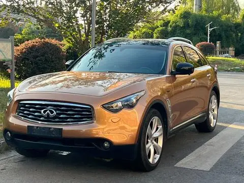 Infiniti FX 2011