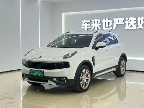 Lynk & Co 01 2017