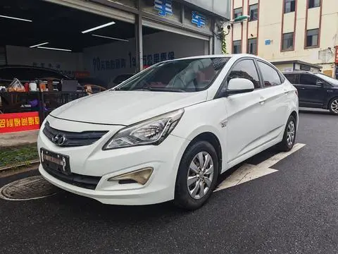 Hyundai 瑞纳 2014