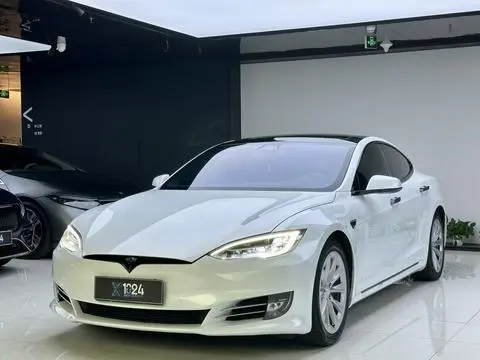Tesla Model S 2017