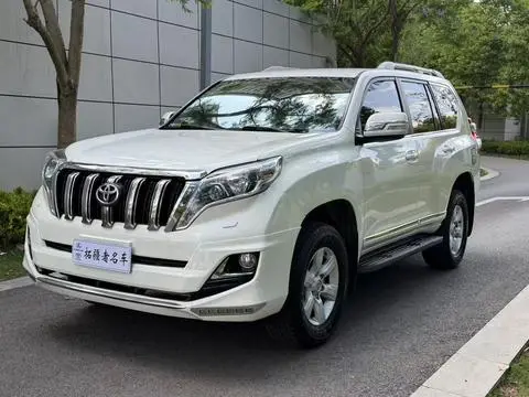 Toyota Prado 2014 — фото 1