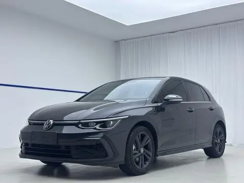 Volkswagen Golf 2021